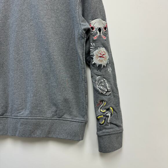 The Kooples Gray Crewneck Skull Embroidered Sleeve Sweatshirt Sz M - Picture 4 of 9